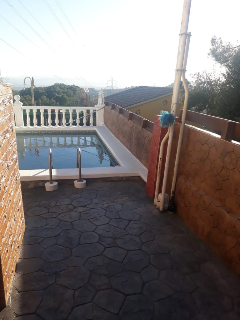 Hormigón impreso color gris antracita